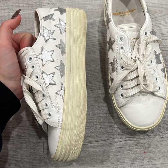 Saint Laurent
Court Classic Leather Platform Sneaker, Off White/Platinum - Picture 5 of 7